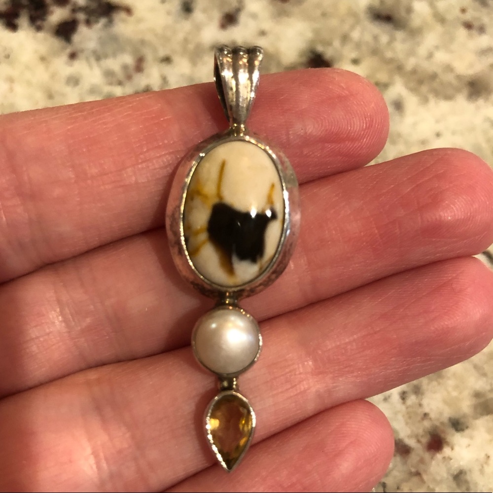 Sterling silver pendant